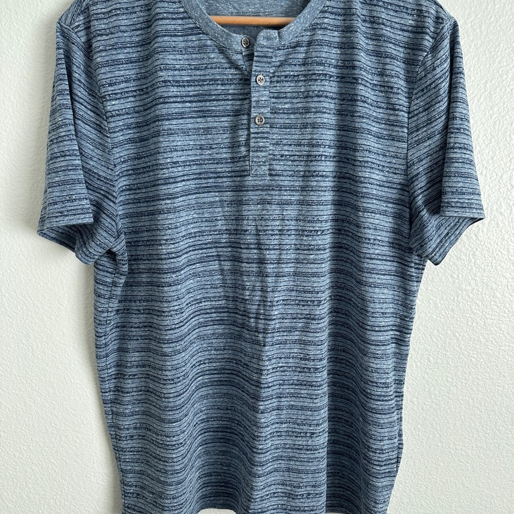 Threads 4 Thought Men's Gray and Blue Striped Button Down Shirt